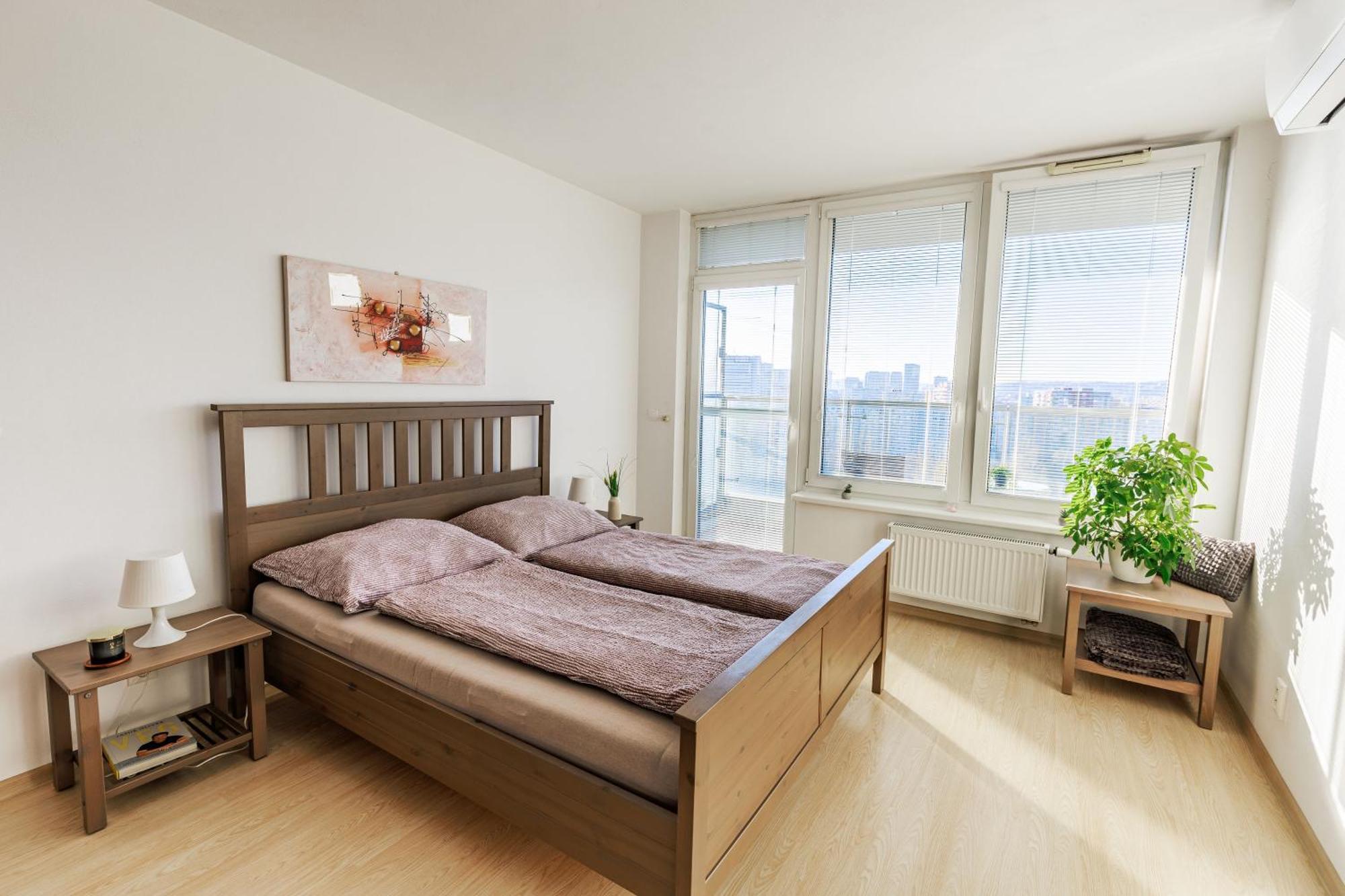 Sunny Apartment With Amazing Terrace On The 13Th Floor Near City Center Bratislava Luaran gambar